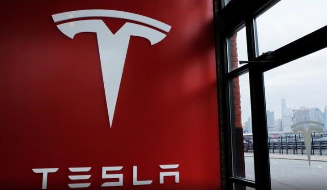 契媽Cathie Wood揚言： Tesla目價3,000美元 倘明年到價會沽出
