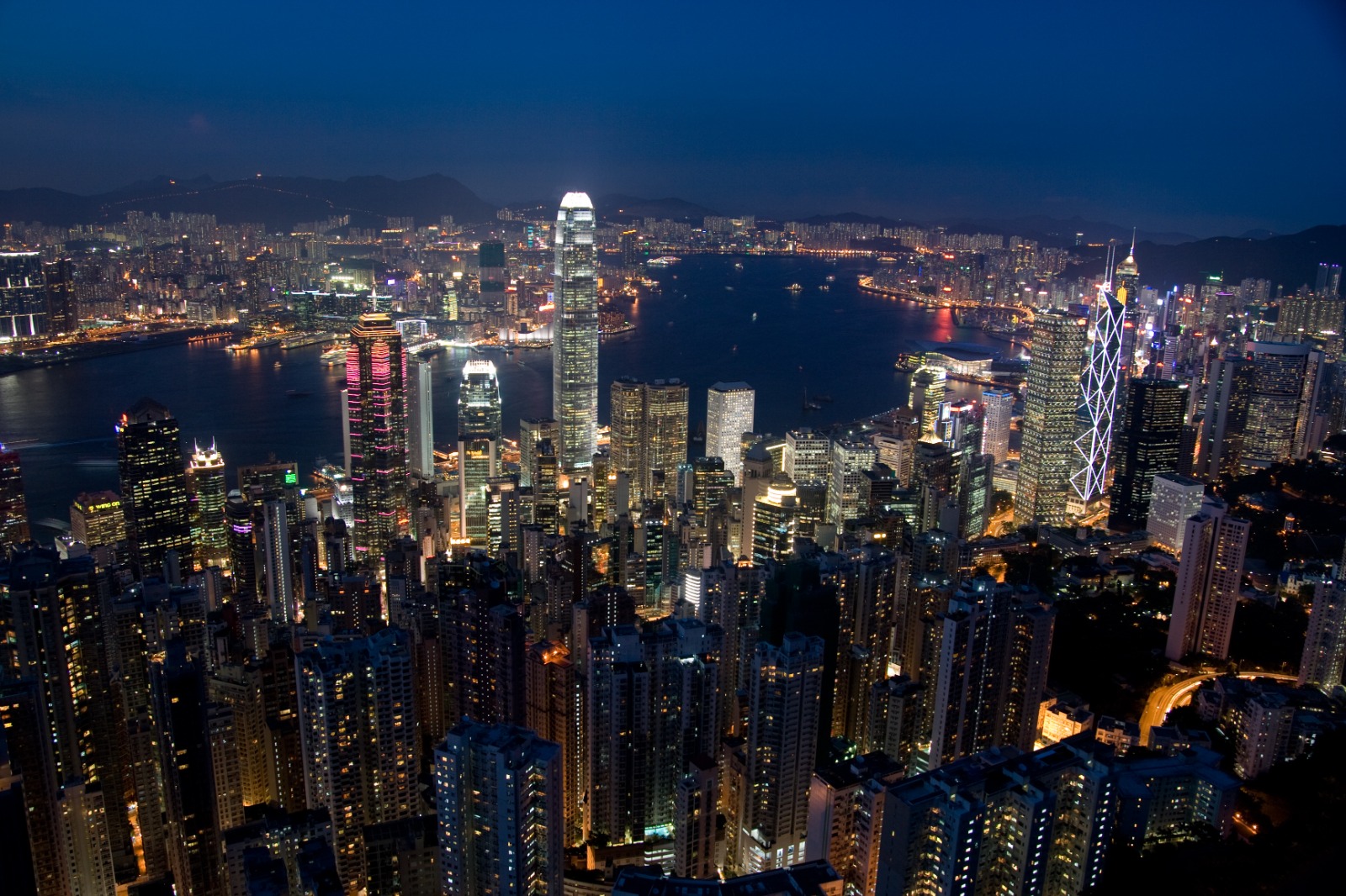 紐約第一｜全球百萬富翁最多城市 香港跌出十大 落後新加坡及京滬