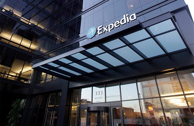 業務重組｜Expedia全球裁員9% 涉1,500名員工受影響 過去一年股價挫12%